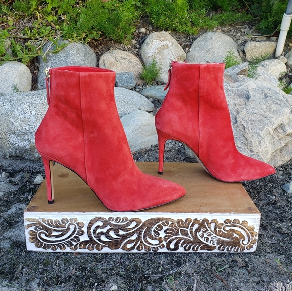 Fierce Sexy Steve Madden Red Suede Booties - Picture 8 of 11